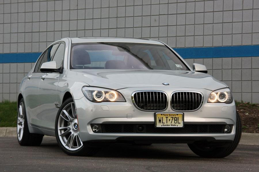  BMW 760iL 2010 года  (фото 59 из 71)